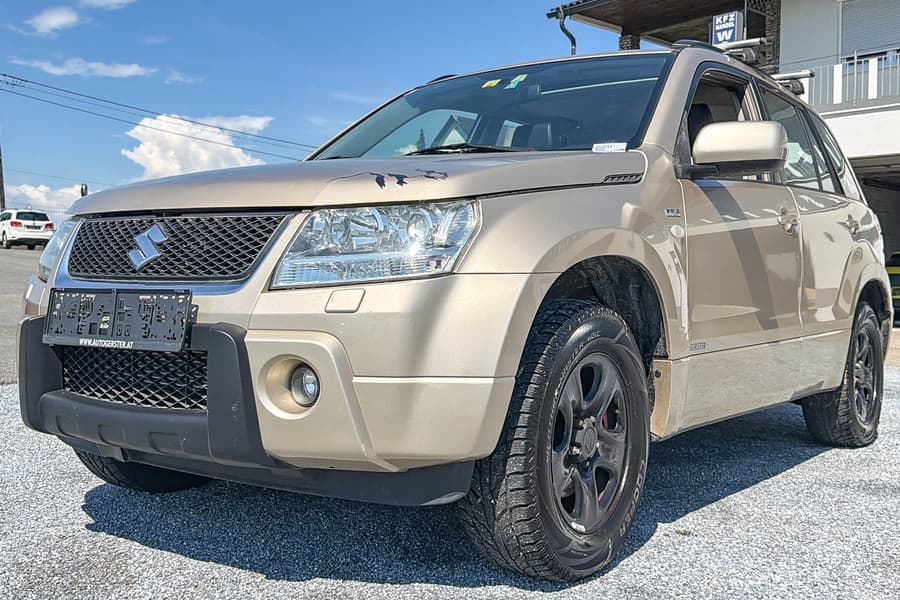 SUV Suzuki Grand Vitara 1,9 DDiS executive+